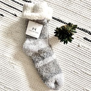 🌸Halston plush Non Slip Lounge socks